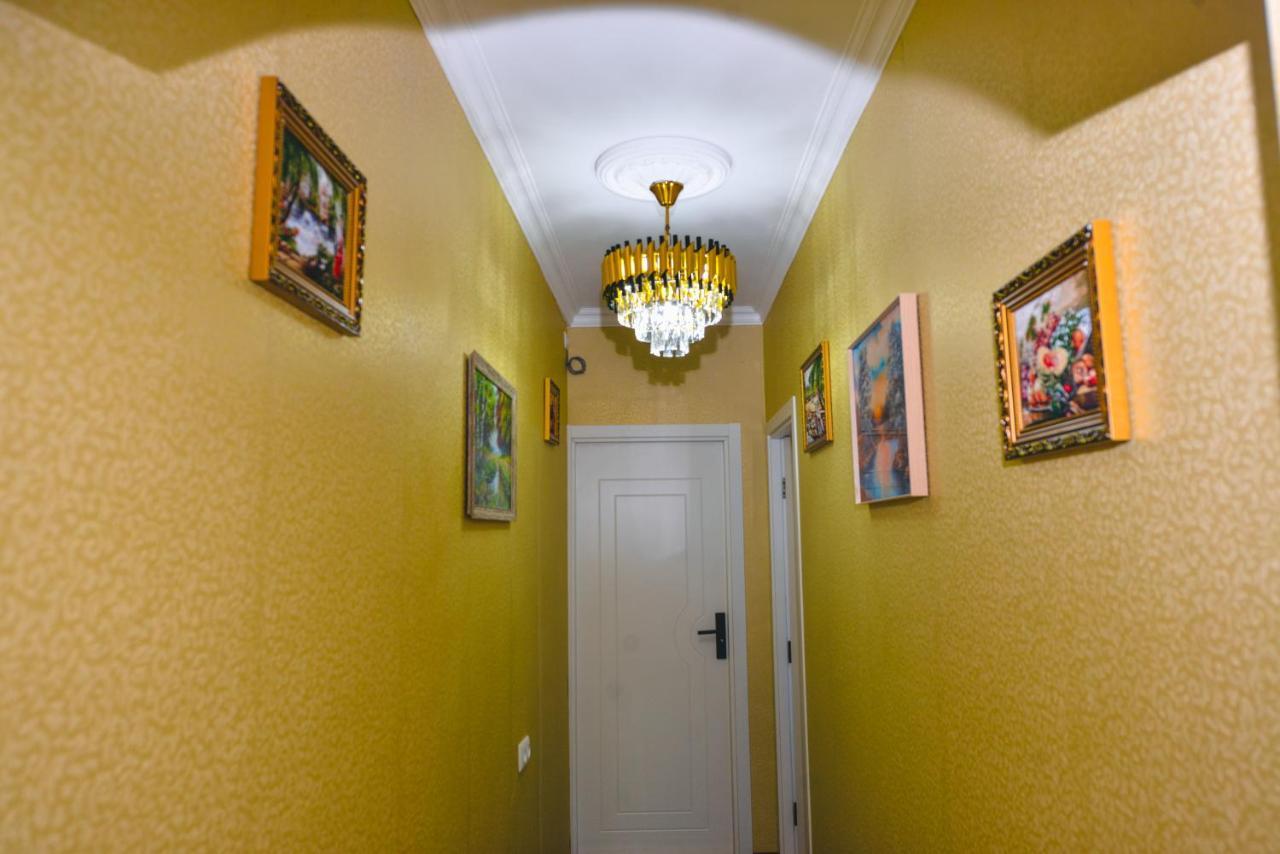 Hotel Vladi クタイシ エクステリア 写真