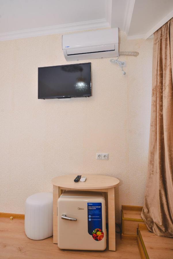 Hotel Vladi クタイシ エクステリア 写真